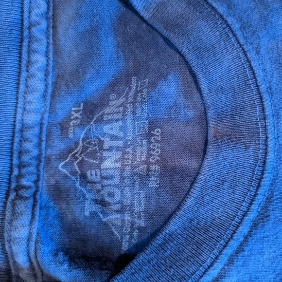 The Heartbeat Of American Chevrolet Walt Disney World Epcot Test TrackT- Shirt - Picture 5 of 5